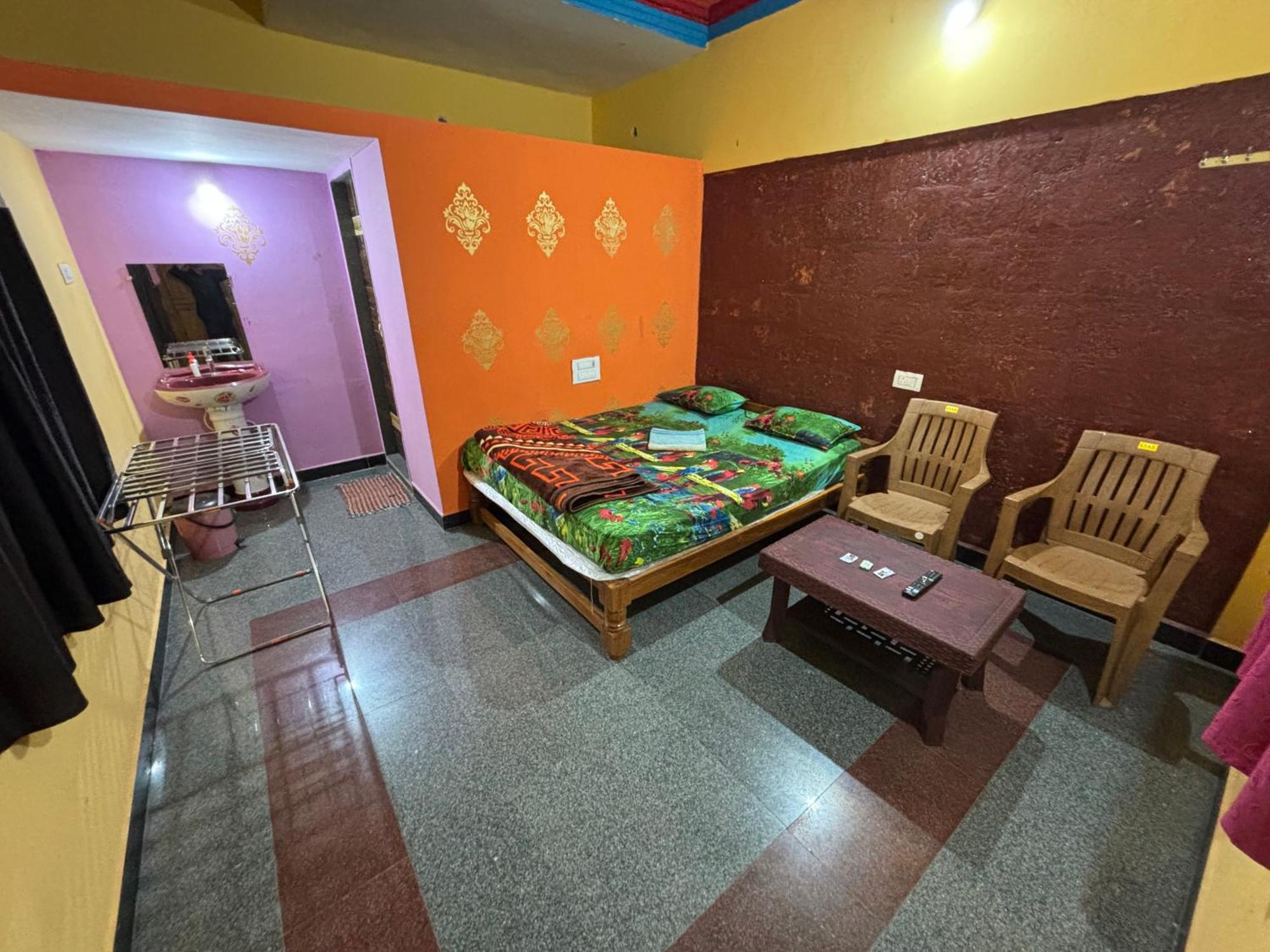 Dandeli Nakadi Home Stay ภายนอก รูปภาพ